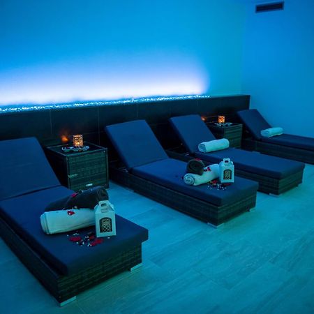 Artemide "Fiore Club" B&B Suite Spa จิฟโฟนี วัลเล เปียนา ภายนอก รูปภาพ