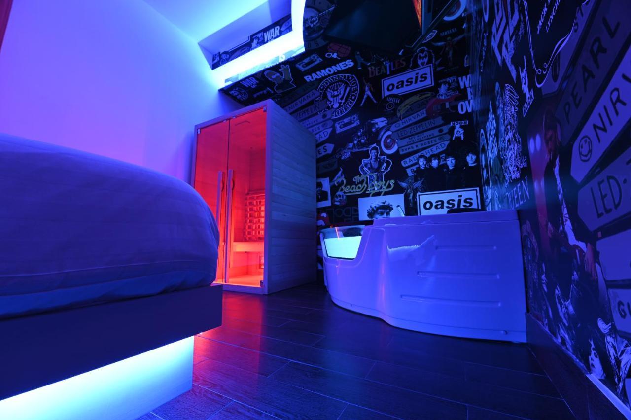 Artemide "Fiore Club" B&B Suite Spa จิฟโฟนี วัลเล เปียนา ภายนอก รูปภาพ