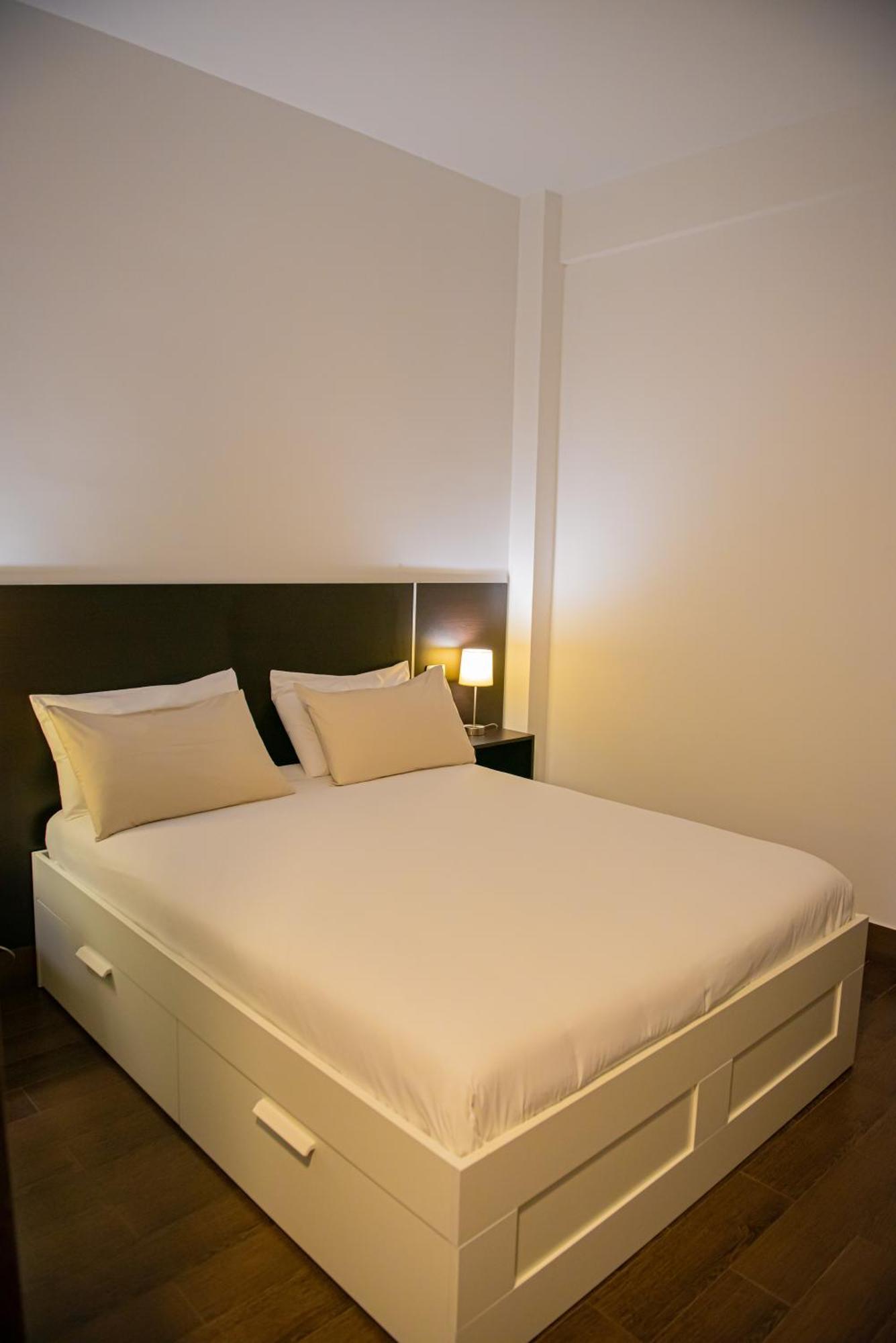 Artemide "Fiore Club" B&B Suite Spa จิฟโฟนี วัลเล เปียนา ภายนอก รูปภาพ